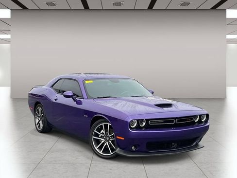 Used 2023 Dodge Challenger R/T w/ Plus Package RWD image 1