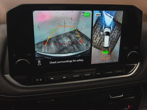 Used 2022 Nissan Rogue Platinum w/ Head-Up Display Package image 23