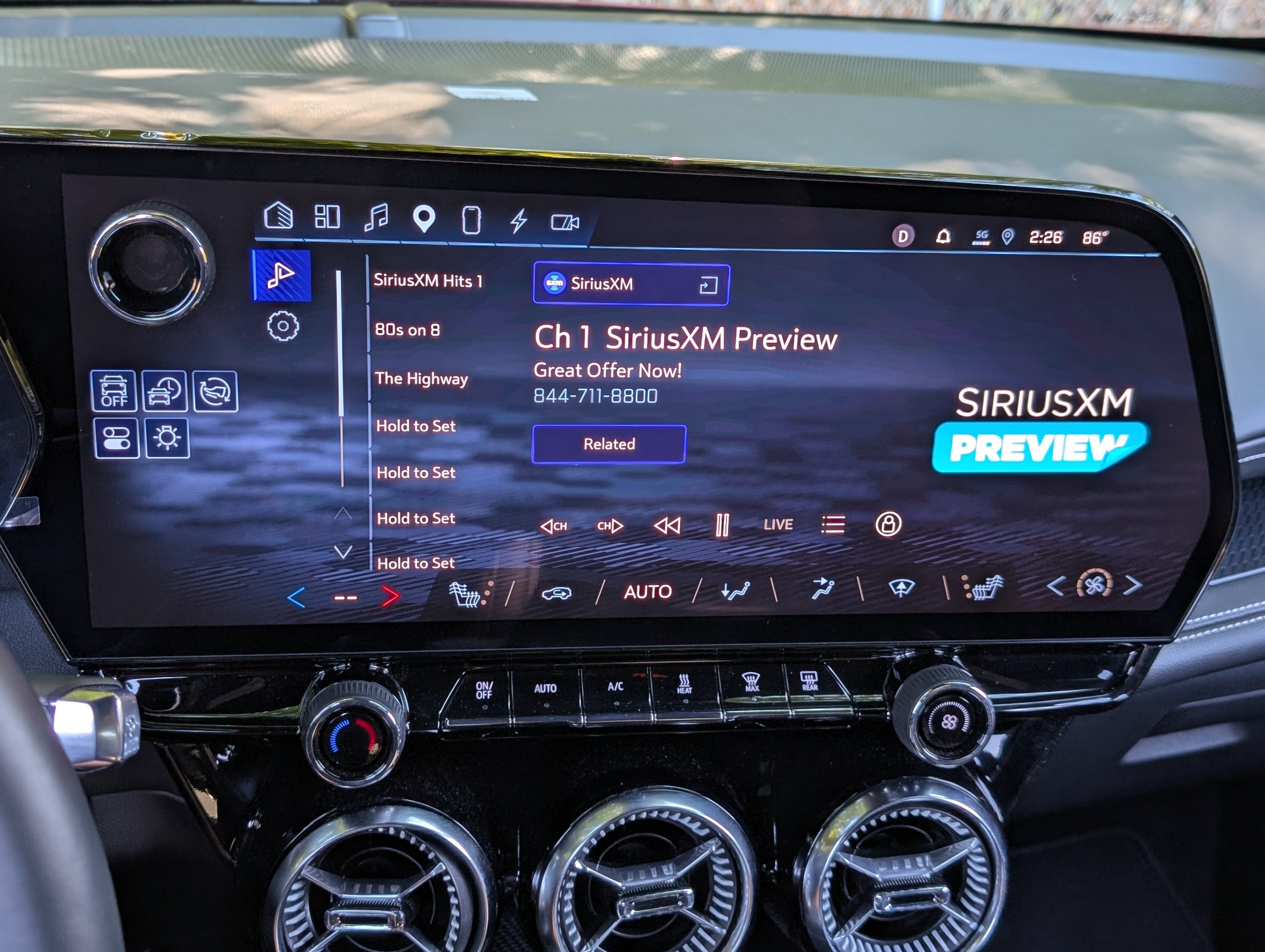 Used 2024 Chevrolet Blazer EV LT AWD/4WD image 28
