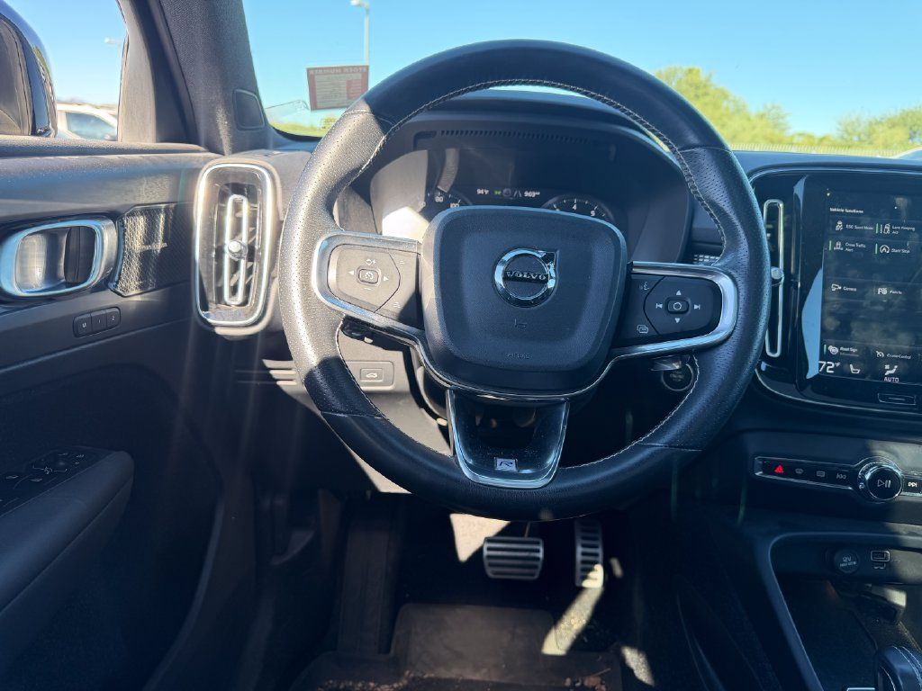 Used 2020 Volvo XC40 T5 R-Design AWD/4WD image 8