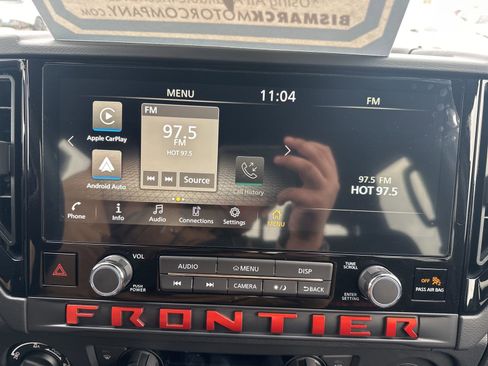 Used 2025 Nissan Frontier PRO-4X image 21