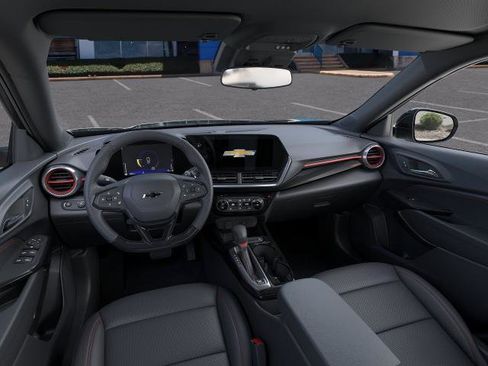 Used 2026 Chevrolet Trax RS w/ Driver Confidence Package FWD image 15