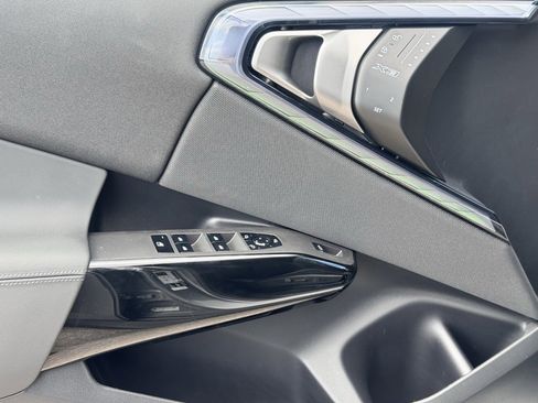 Used 2026 BMW X3 xDrive30 w/ Premium Package image 15