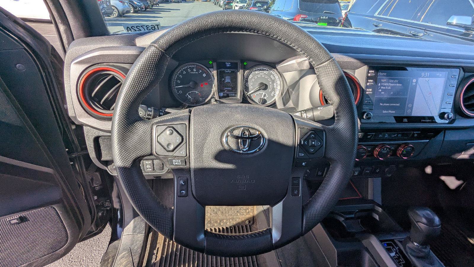 Used 2021 Toyota Tacoma TRD Sport w/ TRD Premium Sport Package AWD/4WD image 14