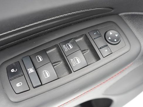 Certified 2024 Dodge Durango GT image 27