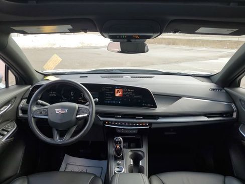 Certified 2024 Cadillac XT4 Premium Luxury w/ Cold Weather Package image 23