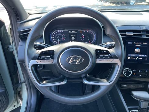 Used 2023 Hyundai Santa Cruz SEL image 16