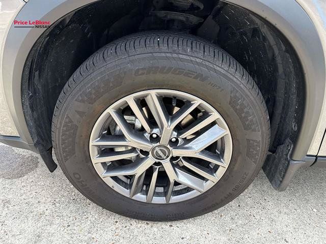 Used 2026 Nissan Rogue S FWD image 4