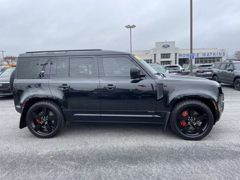 Used 2022 Land Rover Defender 110 X image 2