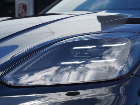 New 2026 Porsche Cayenne GTS AWD/4WD image 16