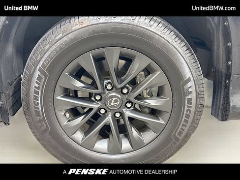 Used 2023 Lexus GX 460 Premium w/ Premium Plus Package AWD/4WD image 2