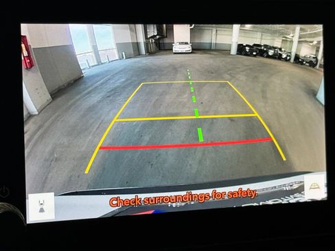 Used 2024 Toyota RAV4 LE AWD/4WD image 22