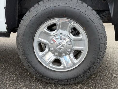 Used 2022 RAM 3500 Tradesman w/ Chrome Appearance Group image 10