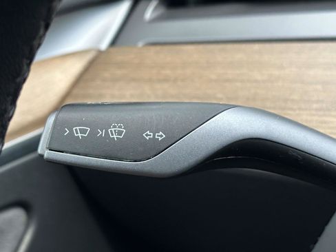 Used 2023 Tesla Model 3 Standard Range RWD image 26