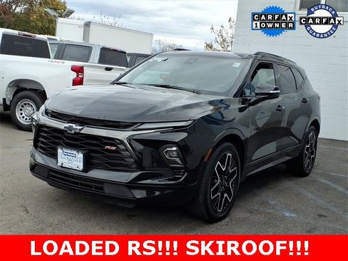 Used 2023 Chevrolet Blazer RS w/ Enhanced Convenience Package image 3