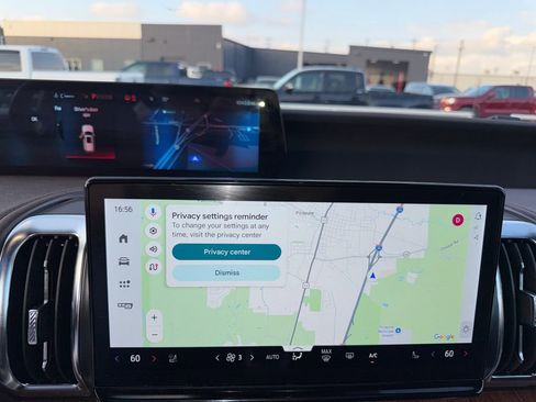 Used 2025 Ford Expedition King Ranch image 20