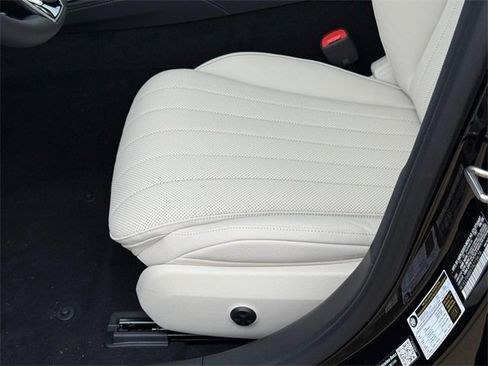 New 2026 Mercedes-Benz E 450 4MATIC Sedan image 11