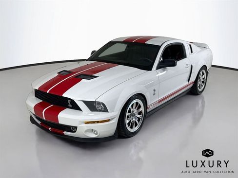 Used 2009 Ford Mustang Shelby GT500 RWD image 4