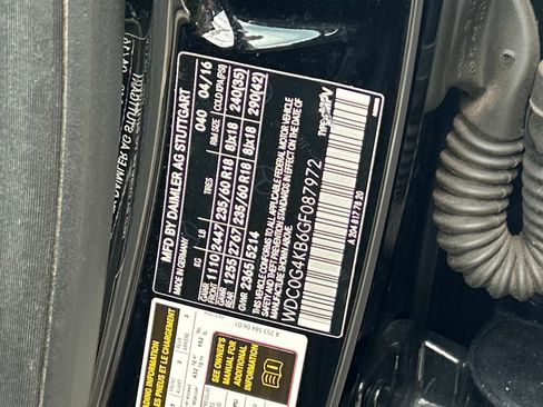 Used 2016 Mercedes-Benz GLC 300 4MATIC image 10