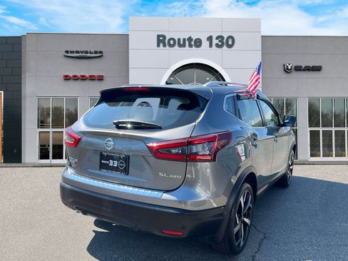Used 2022 Nissan Rogue Sport SL AWD/4WD image 4