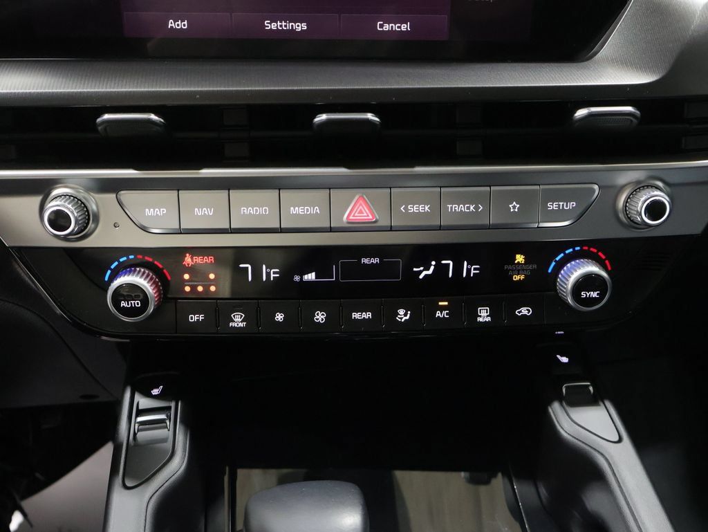 Used 2025 Kia Telluride S AWD/4WD image 33