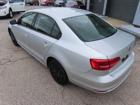 Used 2015 Volkswagen Jetta S FWD image 26