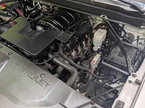 Used 2018 Chevrolet Tahoe LT AWD/4WD image 23
