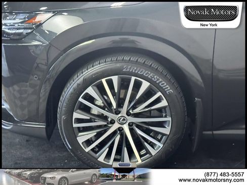 Used 2023 Lexus RX 350 Premium Plus w/ Accessory Package AWD/4WD image 5
