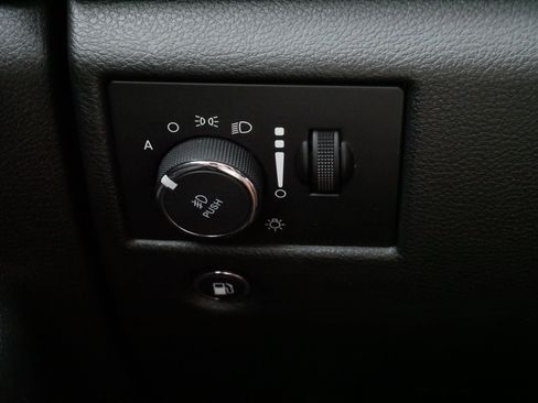 Used 2020 Jeep Grand Cherokee Laredo AWD/4WD image 26