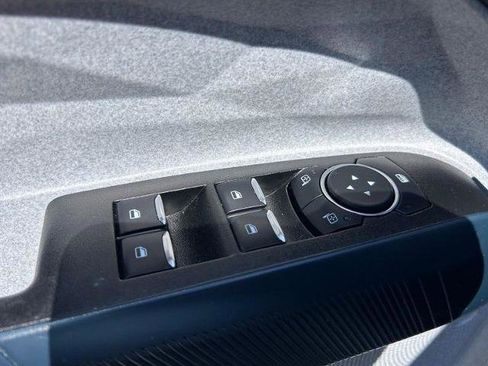 Certified 2024 Ford Maverick XLT image 18