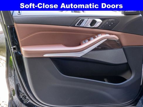 Used 2024 BMW X7 xDrive40i w/ Executive Package AWD/4WD image 12