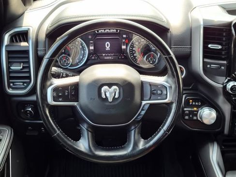 Used 2022 RAM 1500 Laramie AWD/4WD image 5