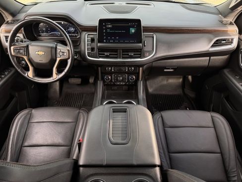 Used 2022 Chevrolet Suburban High Country image 10