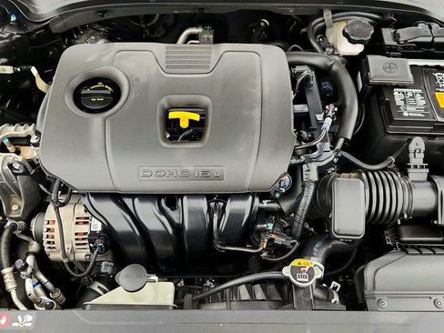 Used 2024 Kia Forte LX image 25