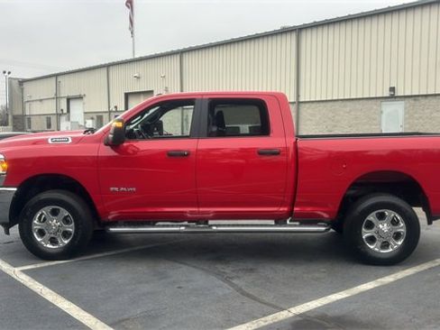 Used 2024 RAM 2500 Big Horn w/ Bed Utility Group image 7