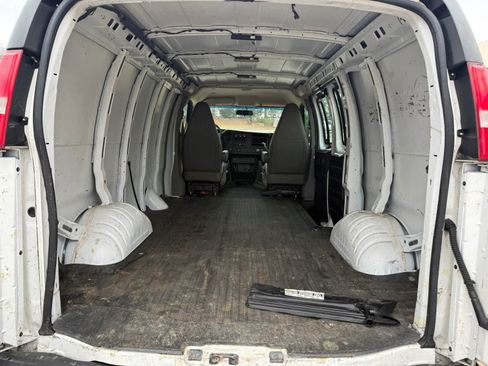 Used 2020 Chevrolet Express 2500 Extended w/ Communications Package RWD image 12