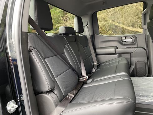 New 2026 Chevrolet Silverado 1500 Custom Trail Boss w/ LPO, Dark Essentials Package image 33