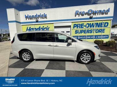 Used 2020 Chrysler Pacifica Touring