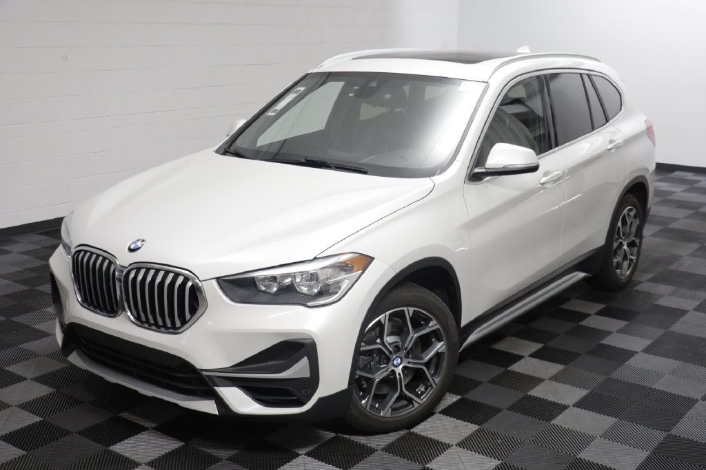 Used 2021 BMW X1 xDrive28i w/ Convenience Package AWD/4WD image 2
