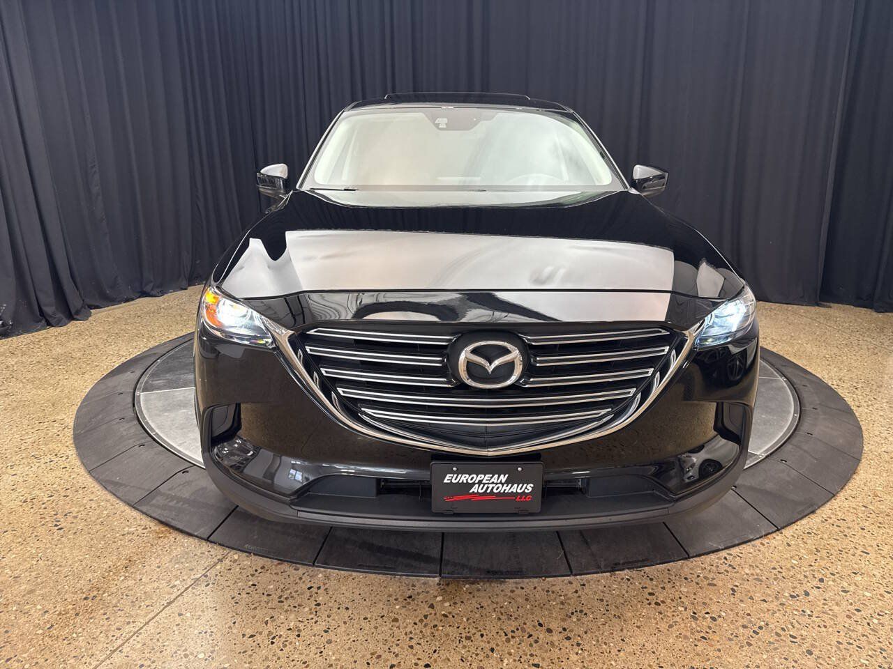 Used 2017 MAZDA CX-9 Touring AWD/4WD image 9