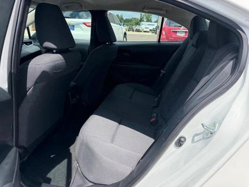 Used 2023 Toyota Corolla LE FWD image 8