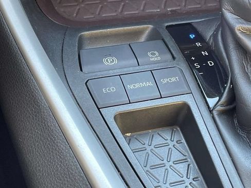 Used 2021 Toyota RAV4 Limited w/ Limited Grade Weather Package FWD image 32