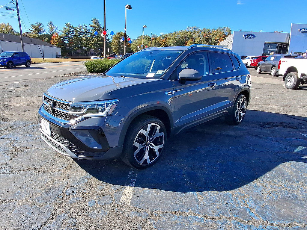 Used 2023 Volkswagen Taos SEL AWD/4WD image 4