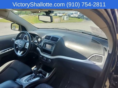 Used 2017 Dodge Journey Crossroad FWD image 30