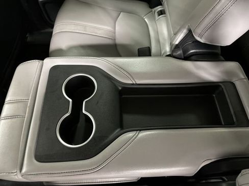 Used 2025 Honda Pilot EX-L image 21
