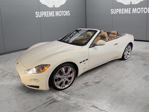 Used 2011 Maserati GranTurismo Convertible image 5