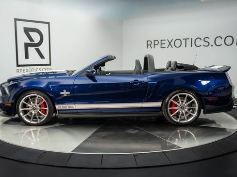Used 2012 Ford Mustang Shelby GT500 w/ Electronics Pkg RWD image 9