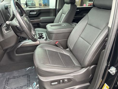 Used 2022 Chevrolet Silverado 2500 LTZ w/ LTZ Plus Package image 19