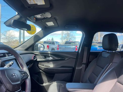 Certified 2023 Chevrolet TrailBlazer RS w/ Convenience Package image 12