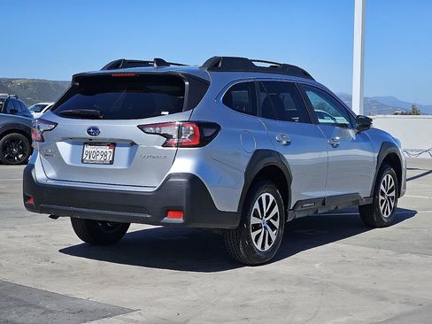 Certified 2025 Subaru Outback Premium image 18